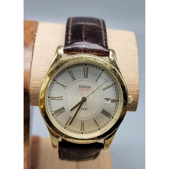 Guess Steel Mens Watch 39mm Gold Plated Case 7.25" Crocodile Leather Band VTG